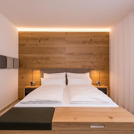 24/7 Zimmer Asten Exterior photo