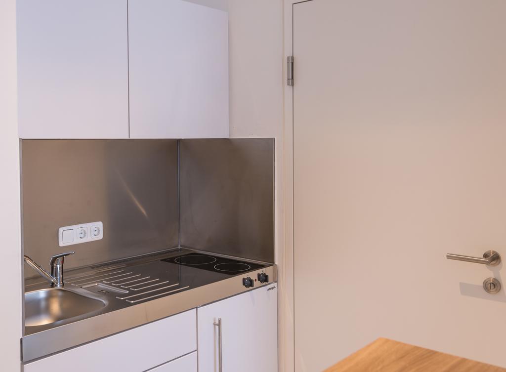 24/7 Zimmer Asten Exterior photo