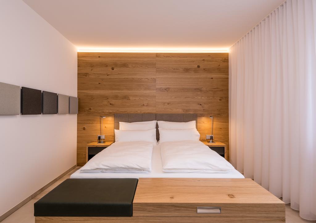 24/7 Zimmer Asten Exterior photo